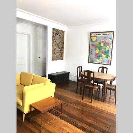 Apartment Charmant Appartement Parisien Proche Tour Eiffel *