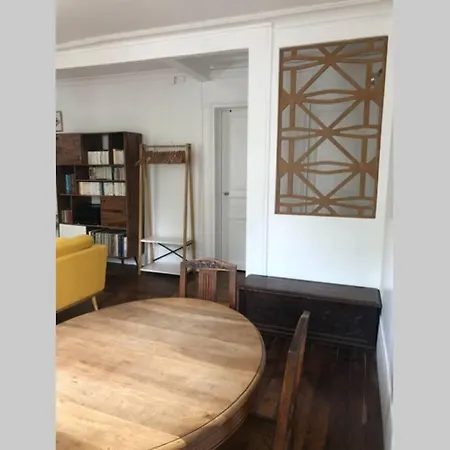 Apartment Charmant Appartement Parisien Proche Tour Eiffel